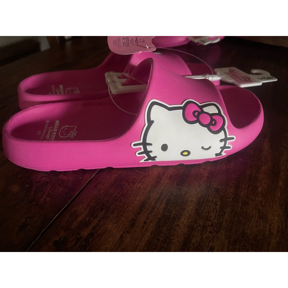 Hello Kitty Slides/Slipper Size 2/3 girls or women 5 Pink White NWT
